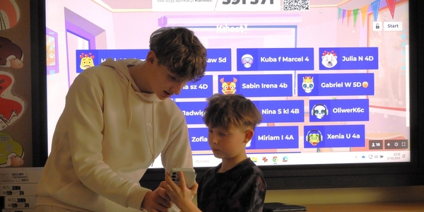 Kahoot kl IV - VI Bezpieczni w Internecie__.JPG