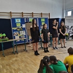 8 Występ dziewcząt z zespołu muzycznego Gadu-Gadu (4).jpg