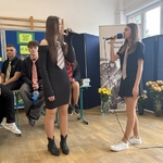 9 Występ grupy teatralnej Abrakadabra (2).jpg