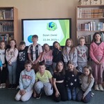 Klasa IID podczas warsztatów o Dniu Ziemi.jpg