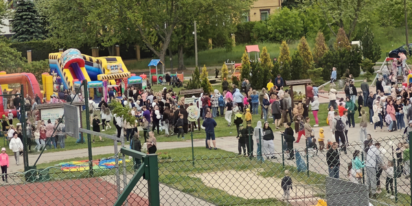 Aktywności na szkolnym festynie (43).png