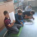 2 Chłopcy myślą..jpg
