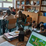 1 Dzieci rozwiązują quiz..jpg