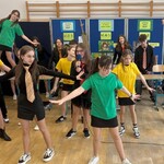 2 Teatr Abrakadabra na scenie (1.1).jpg