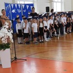 Uroczystość ślubowania uczniów klas I  -przemówienie pana dyrektora (2).JPG