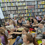 3 Uczniowie podczas spotkania (2).png