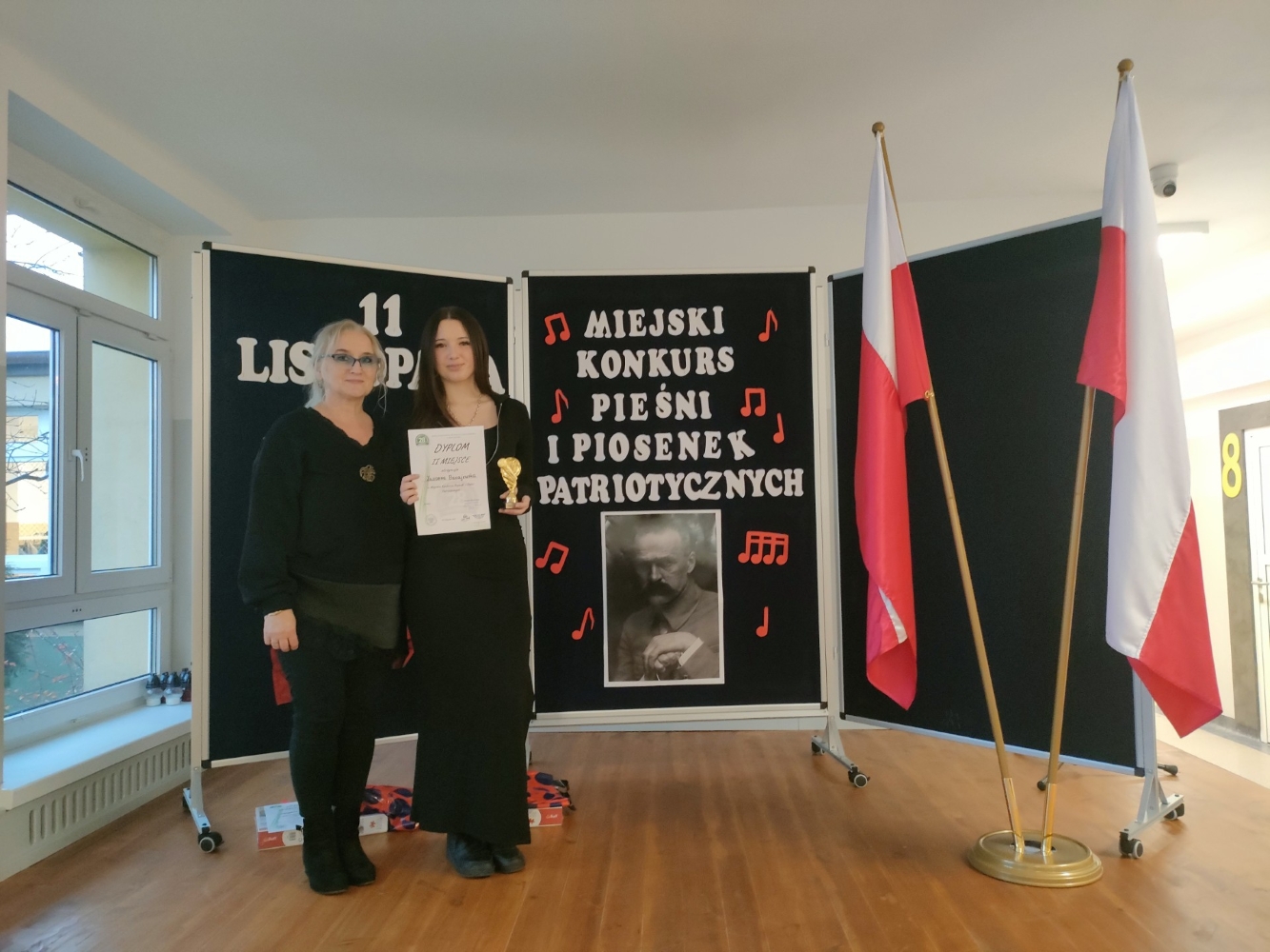 Zuzia i pani Małgorzata Stempnieska.jpg