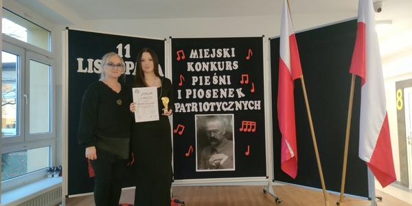 Zuzia i pani Małgorzata Stempnieska.jpg