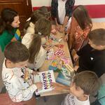 Wymiana rzeczy podczas zajęć edukacji zdrowotnej (5).jpg