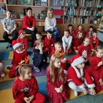 I C na zajęciach mikołajkowych w czytelni (1).jpg