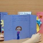 2 Laurki uczniów świetlicy szkolnej wykonane z okazji Dnia Babci i Dziadka (3).jpg