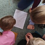 Uczniowie klas drugich - zajęcia na DBI 2026 r (7).jpg