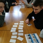 Dzień Nauki Polskiej zajęcia z edukatorem z IPN  gra edukacyjna 3.JPG