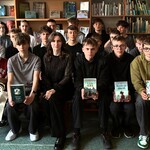 Spotkanie z U Gajdowską - zdjęcie grupowe.jpg