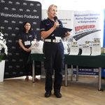 10. Aspirant sztabowy Pani Magdalena Szwatro podczas ogłaszania wyników.JPG
