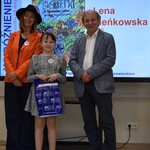 Wyróżnieni w konkursie i wręczający dyplomy (3).JPG