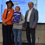 Wyróżnieni w konkursie i wręczający dyplomy (4).JPG