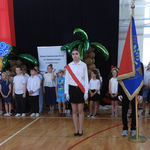 5 Zakończenie r sz klas I - III - klasy III i poczet sztandarowy (13).png