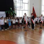 8 Zakończenie r sz klas I - III - wyprowadzenie sztandaru.png