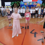 9 Zakończenie r sz klas I - III - część artystyczna (9).png