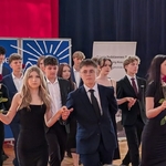 1 Zakończenie roku kl VIII polonez (0).jpg
