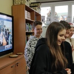 Dzieci ze szkoły SP 43 w Białymstoku  podczas spotkania online z rówieśnikami z Kazachstanu (29).jpg