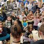 czytanie w górnej świtlicy (3).jpg