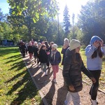 Klasa 4a i d na Szlaku Dębów Królewskich.jpg