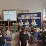 4 Seniorki czytają młodzieży fragmenty dramatu (5).jpg