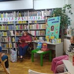 Pisarka podczas spotkania
