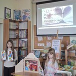 I a - dzieci z aktywu czytają pierwszoklasistom (2).jpg