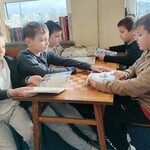 dziecivczytają książki.jpg