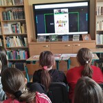 Wirtualne spotakanie uczniów V klasy SP 43 z uczniami z   Coruche w Portugalii - w trakcie spotkania (2).jpg
