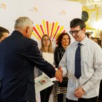 Wolontariusz z prezydentem miasta (3).jpg