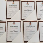 Dyplomy wyróżnionych wolontariuszy.jpg